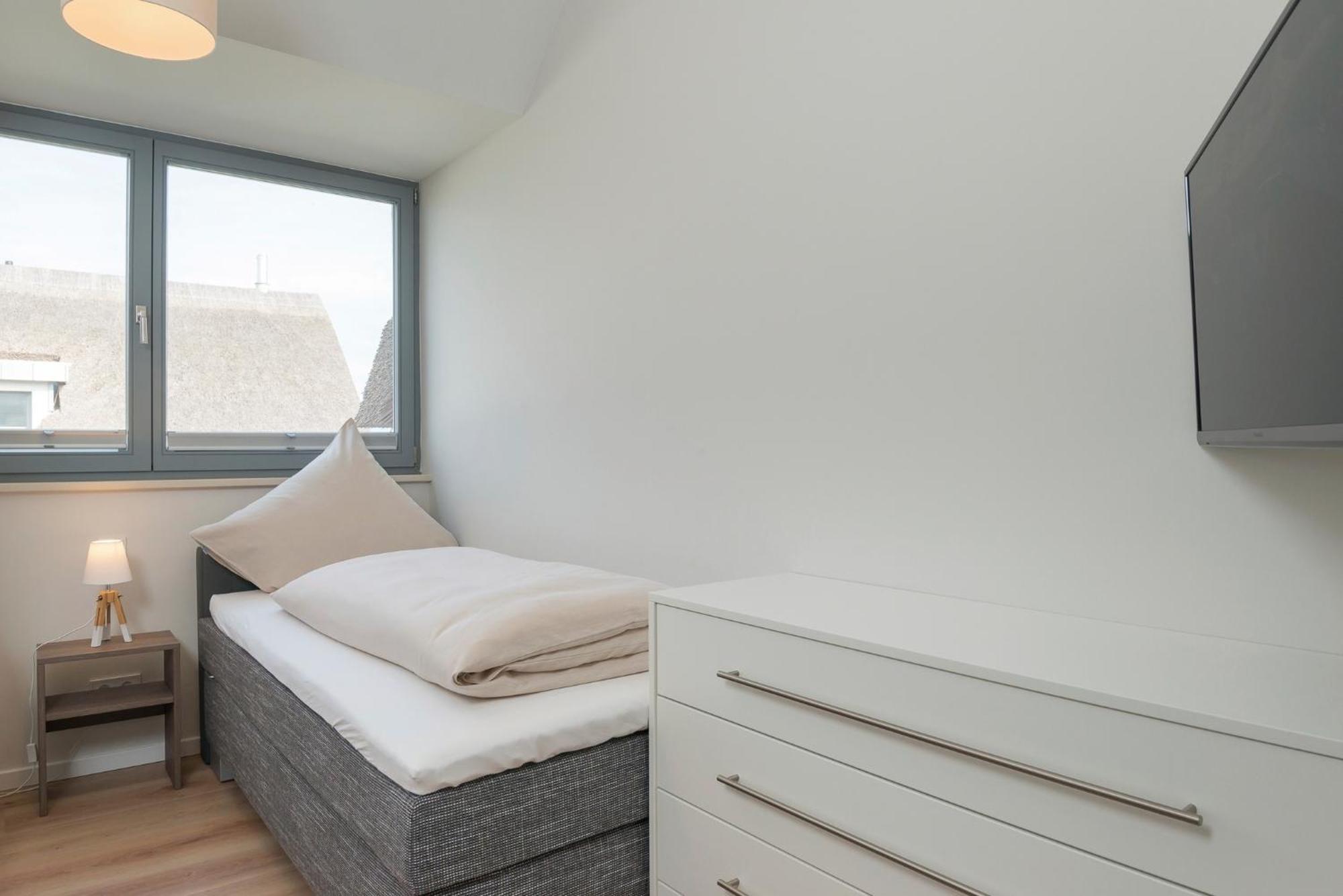 Ostsee - Reetdachhaus Nr 36 "Warder" Im Strand Resort Heiligenhafen Exterior foto